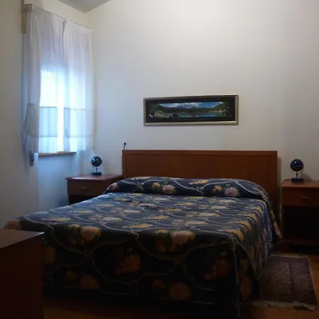 Aparthotel Eur Nir Řím