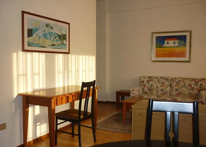 Apartmanhotel Eur Nir