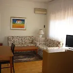 Aparthotel Eur Nir