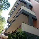 Eur Nir Aparthotel