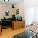 Eur Nir Aparthotel