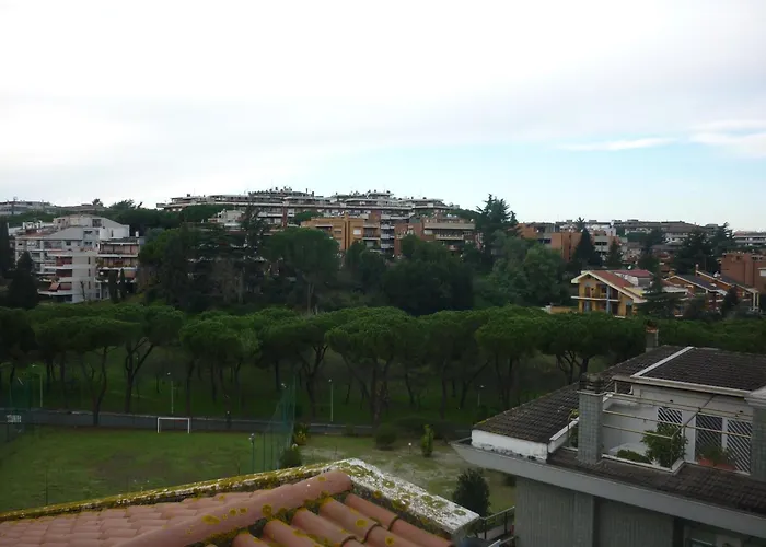 Eur Nir Апарт-отель