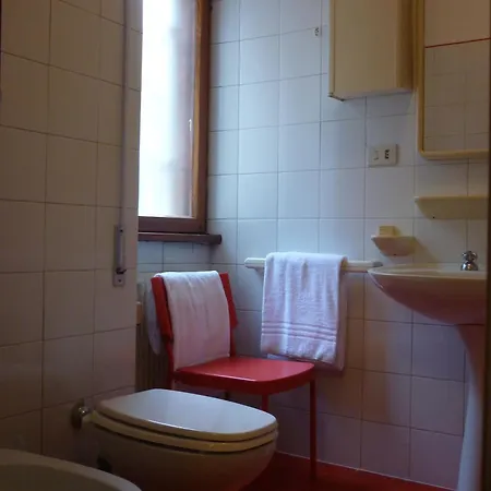 Hotel apartamentowy Eur Nir 3*