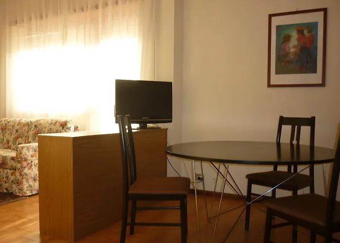 Eur Nir Lejlighedshotel 3*